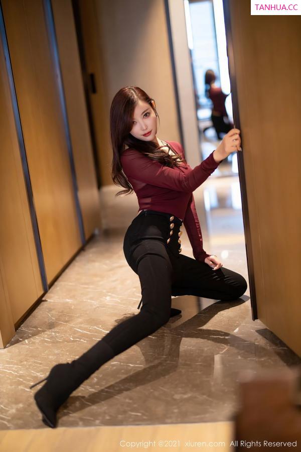 杨晨晨 sugar小甜心CC [XiuRen]高清写真图 2021.03.16 No.3208 杨晨晨sugar第13张图片